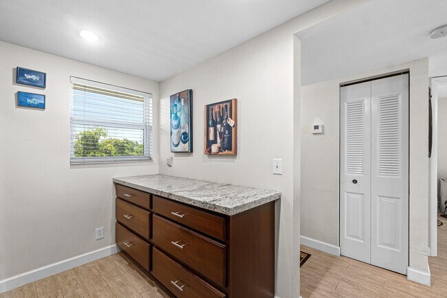 Building Photo - 2929 S Ocean Blvd