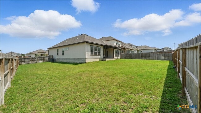 Building Photo - 1606 Folk Victorian Rd