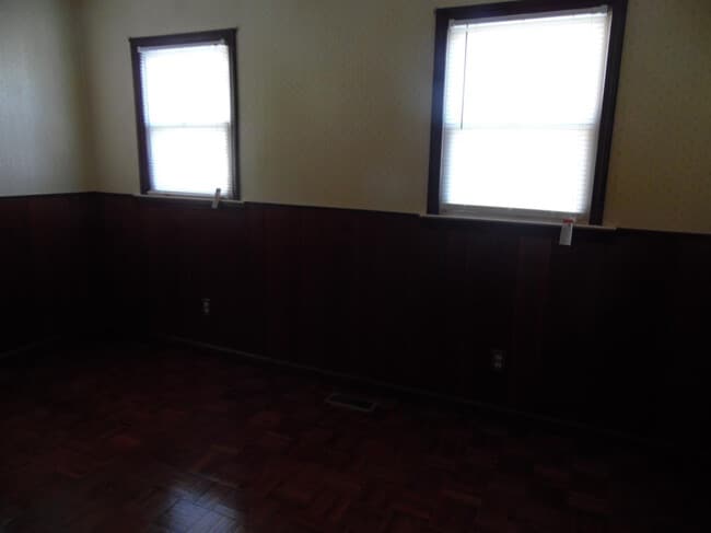Building Photo - 107 Southport Dr