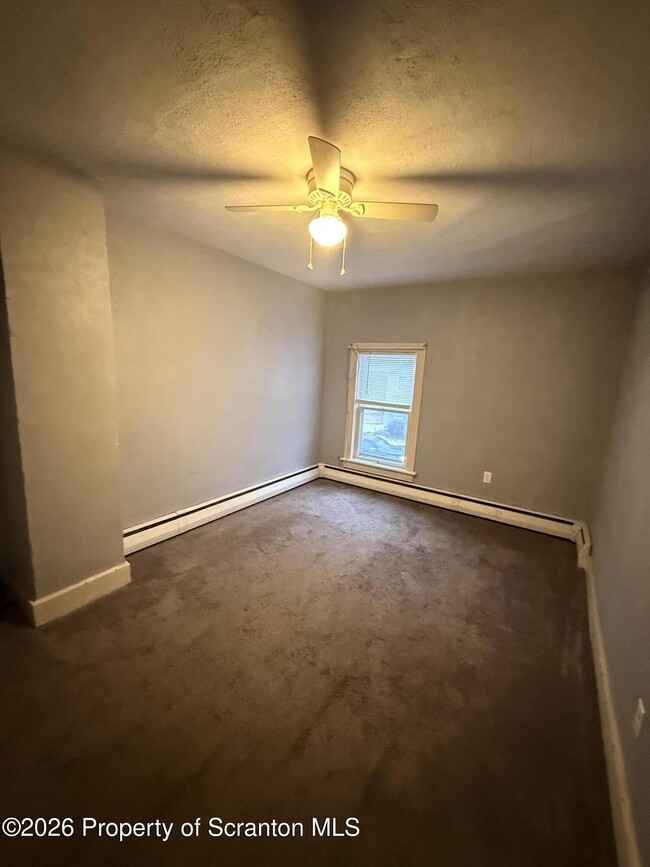 Building Photo - 440 S 9th Ave