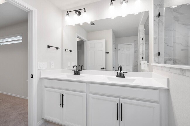 Building Photo - 3405 Knighton Hill Dr