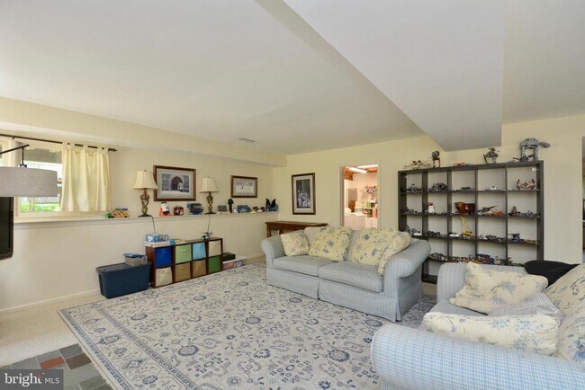 Building Photo - 7307 Fathom Ct