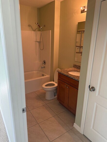 Building Photo - 4207 Looking Glass Pl