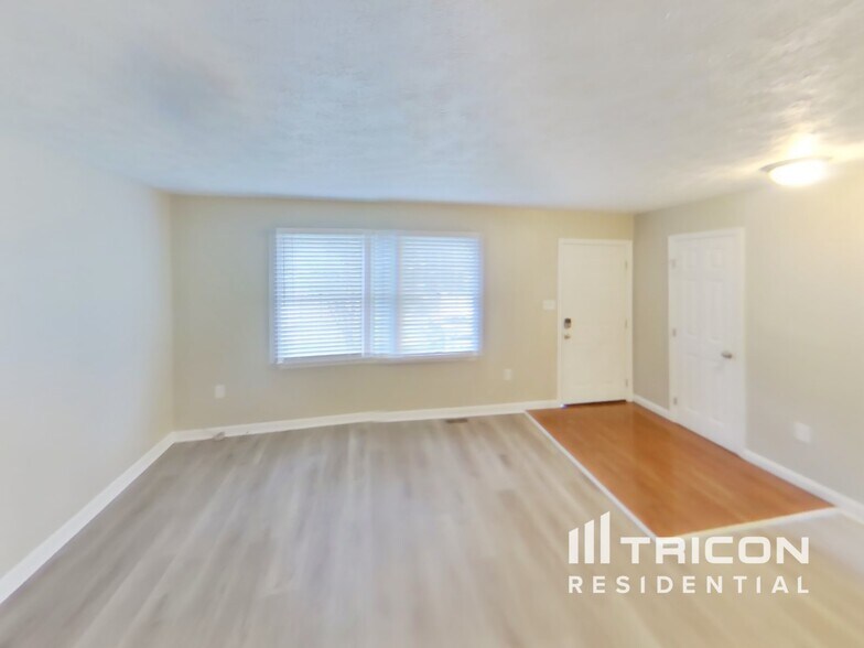 Building Photo - 1650 Elkwood Ct