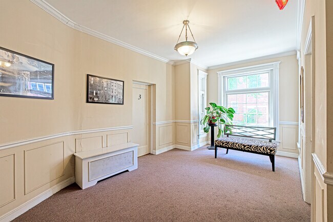 Lobby - 1823 Riggs Pl NW
