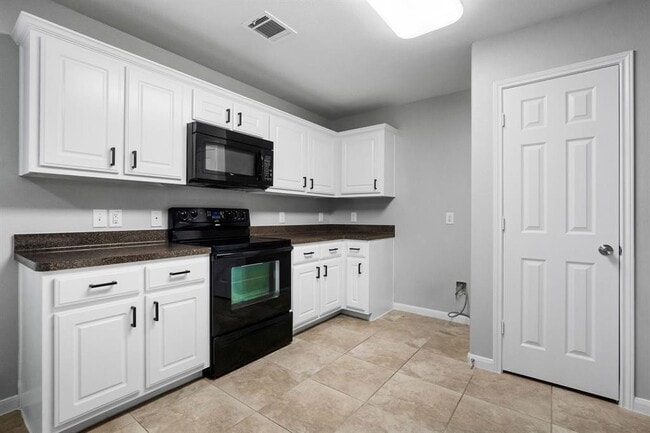 Building Photo - 28918 E Pecos River Ct