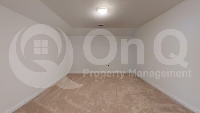 Building Photo - 333 ELK Dr