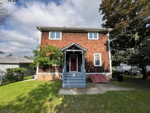 Building Photo - 131 Jefferson Ave
