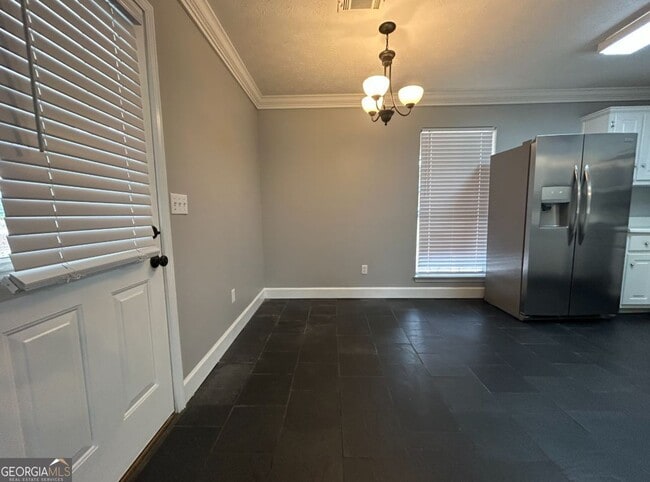 Building Photo - 8 Westhaven Dr NW