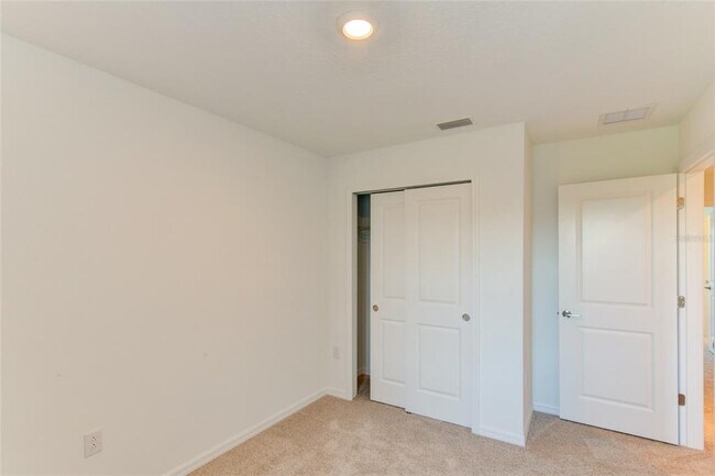 Building Photo - 5744 Haven Ter