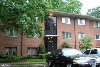 Building Photo - 10304 Rockville Pike