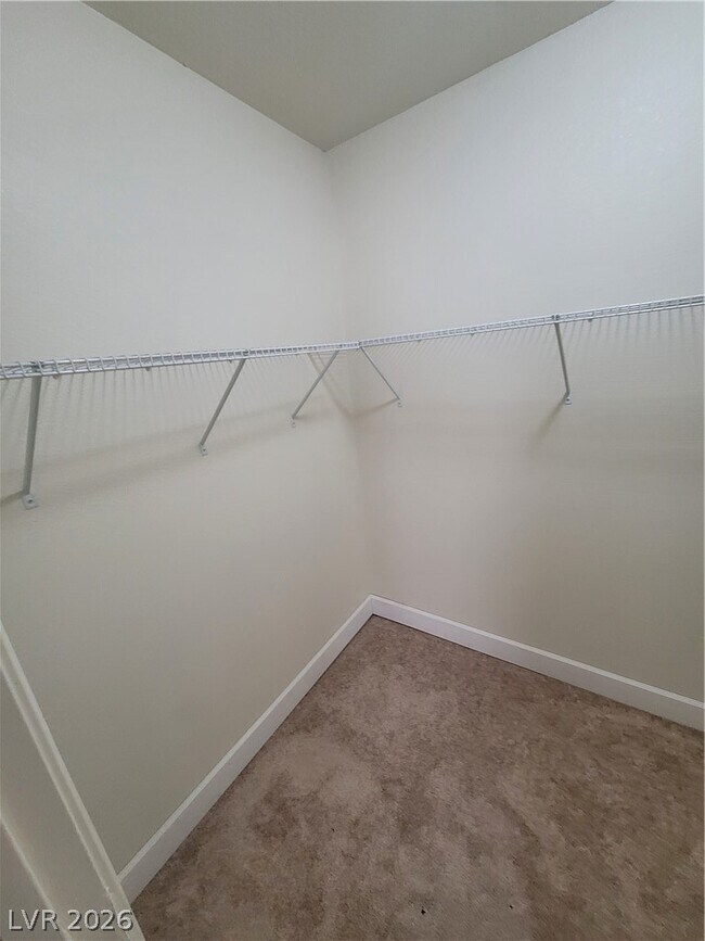 Building Photo - 3412 Townhouse Dr