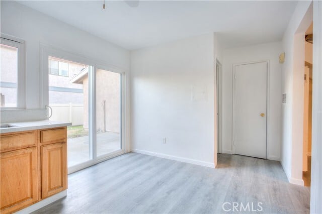 Building Photo - 154 S Linda Way