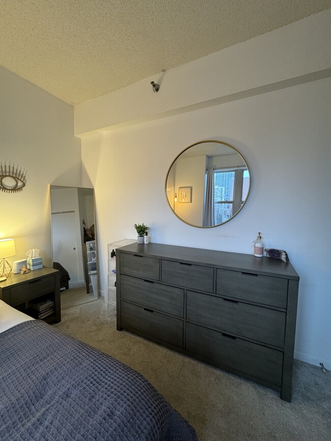 Large dresser that fits comfortable in the bedroom - 1521 N Sedgwick St