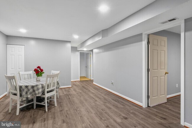 Building Photo - 9097 Phillip Dorsey Way