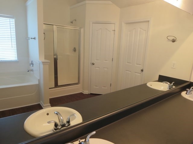 Building Photo - 6372 Daniell Springs Dr