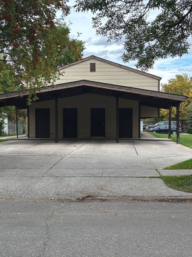 Building Photo - Cute 2 bed 1.5 bath - close to MSU & downtown Bozeman!