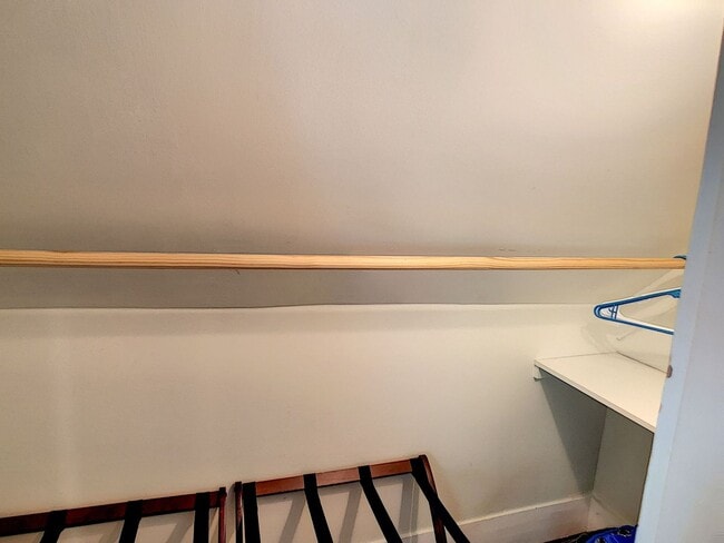 Building Photo - Sherman St- JK