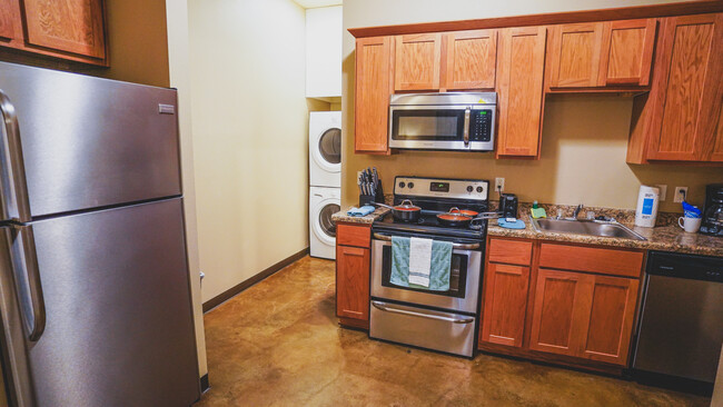 Building Photo - Kenedy Suites