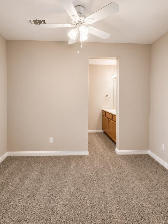Building Photo - 7420 Arratt Ct