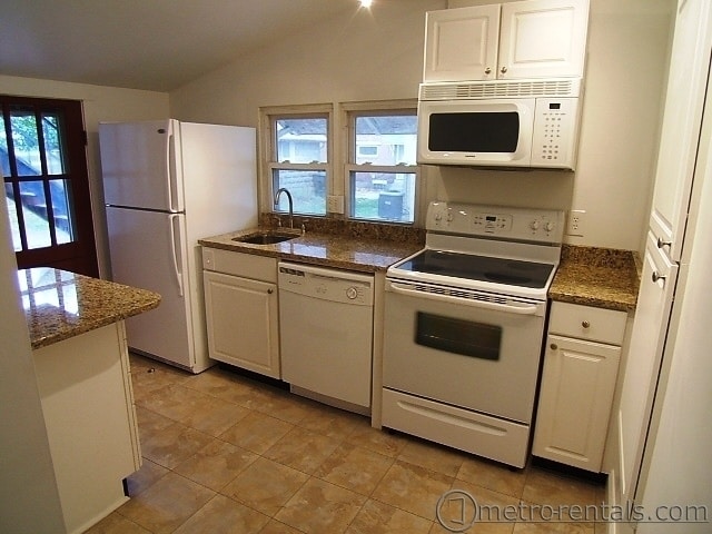 Building Photo - 513 S Lazelle St