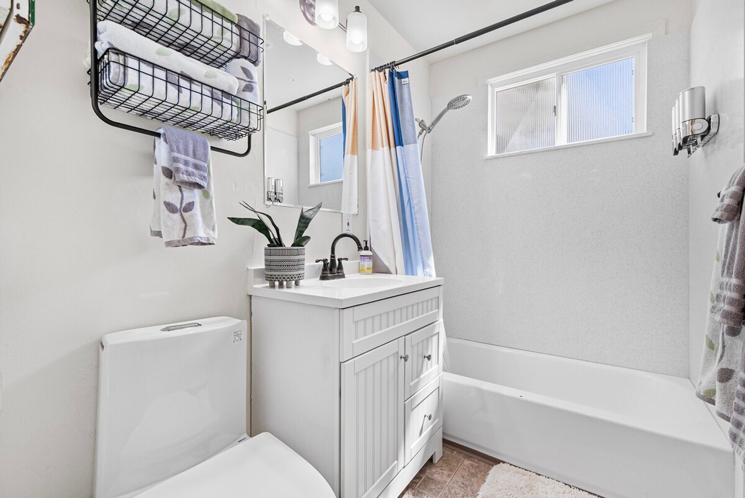 Building Photo - 2355 Arlene Dr