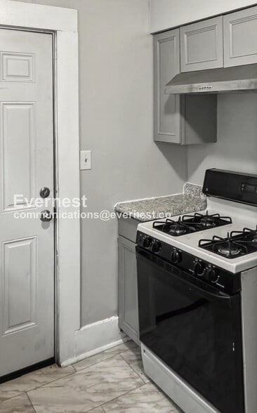 Building Photo - 1093 Georgia Ave