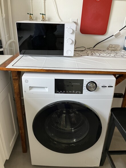 New Washer and dryer - 2329 Parker St