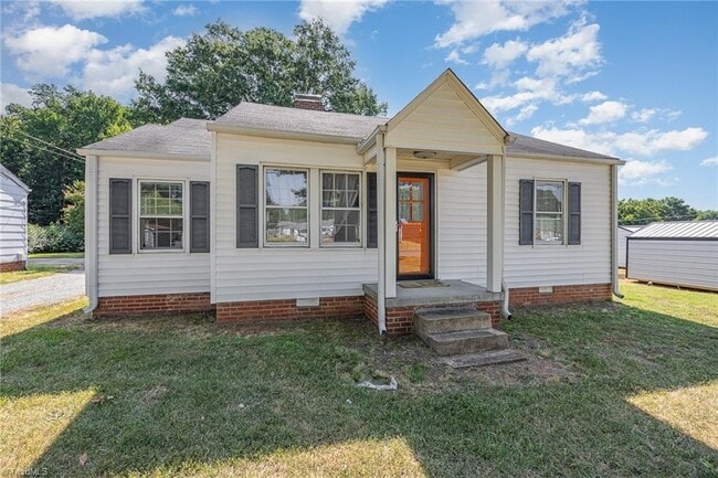 Building Photo - 1668 Old US Highway 52