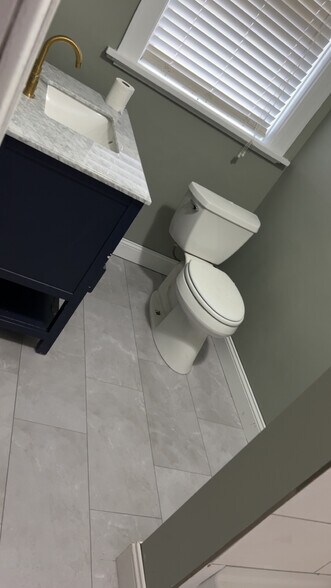 Building Photo - 3896 Reading Rd