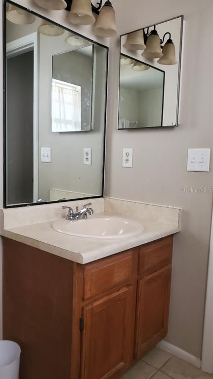 Building Photo - 1311 Alfonzo Cir
