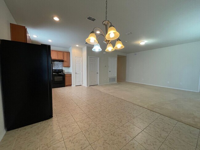 Building Photo - House for Lease in Fort Worth