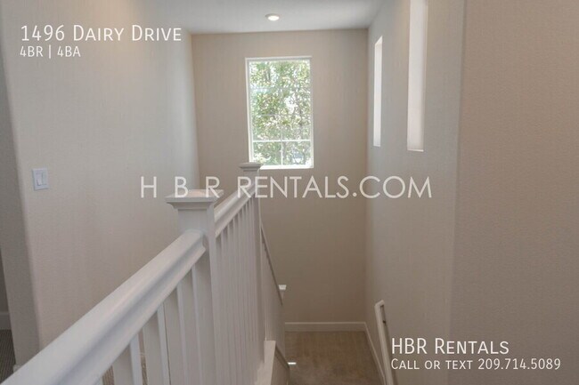 Building Photo - 1496 Dairy Dr