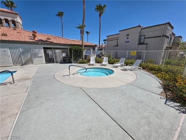 Building Photo - 3150 N Soft Breezes Dr
