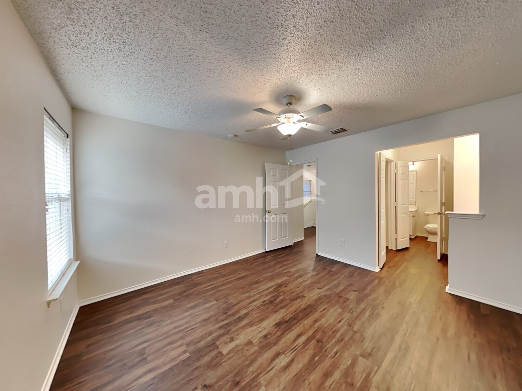 Building Photo - 2863 Deer Ridge Dr