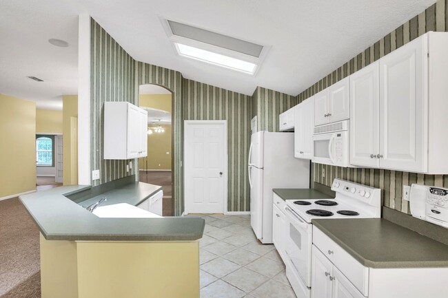 Building Photo - 3 bedroom 2 bathroom home in Fleming Island