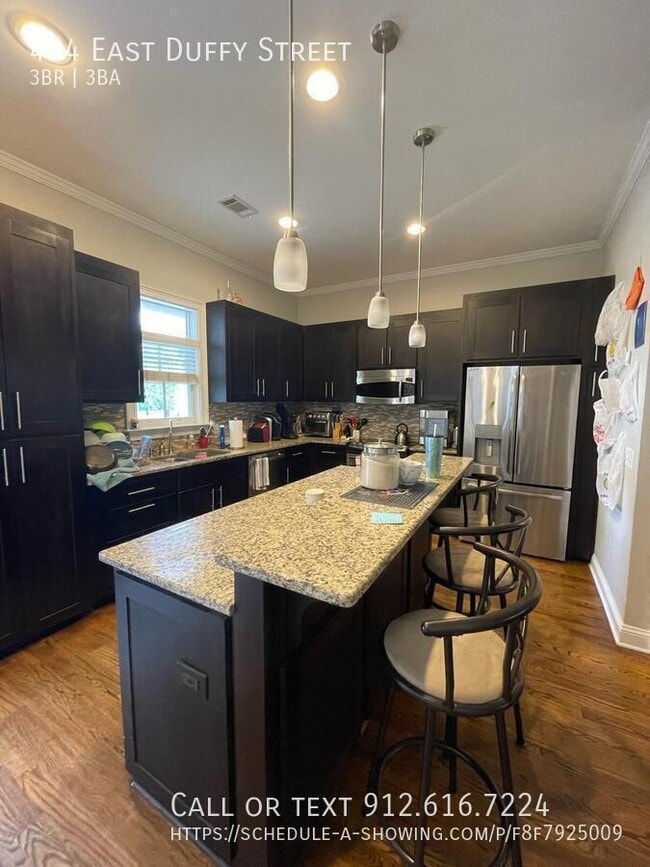 Building Photo - 414 E Duffy St