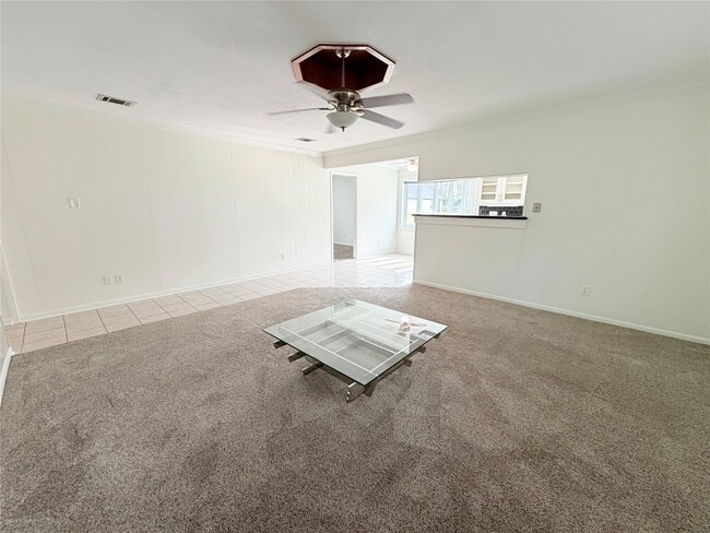 Building Photo - 22176 Heatherwood Dr