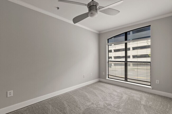 Building Photo - 1,593 SqFt Condo in a prime location in Nashville!