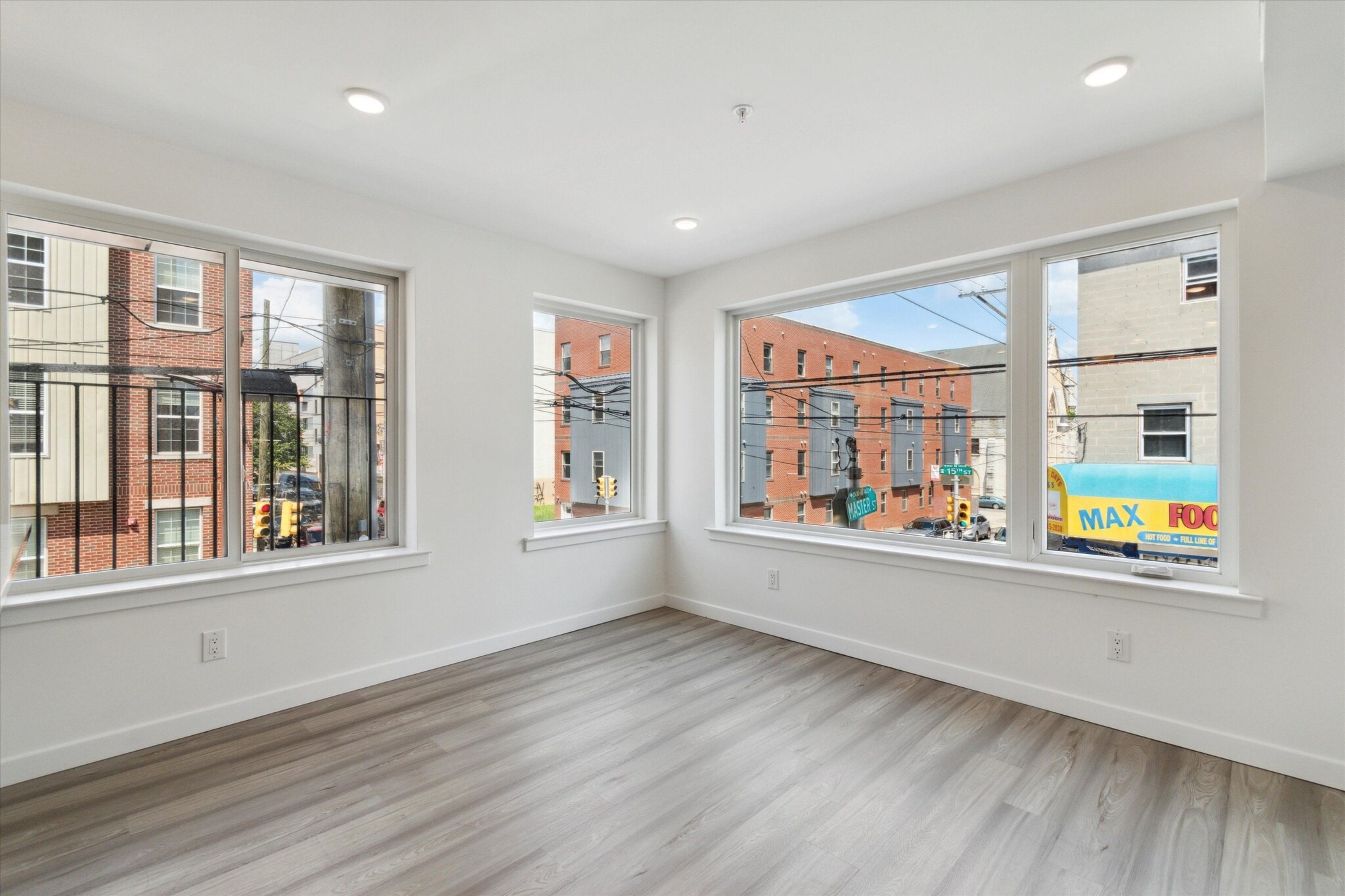 Building Photo - 1338 N 15th St