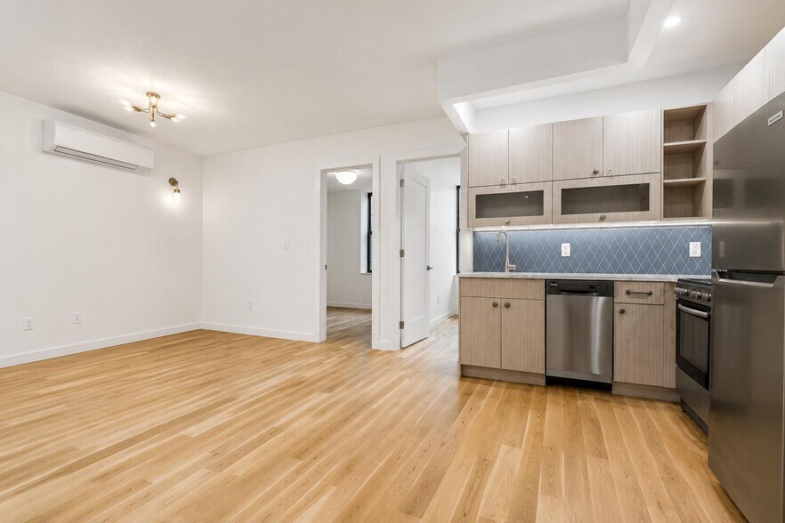 Building Photo - 524 W 134th St