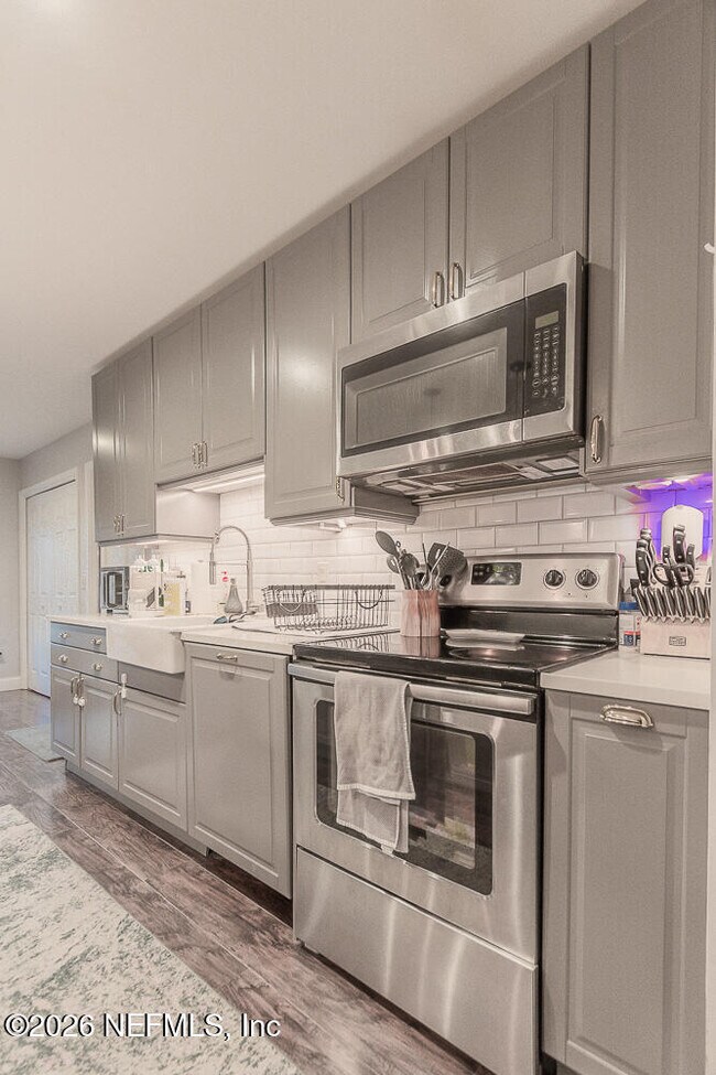 Building Photo - 12041 Wren Hollow Ct