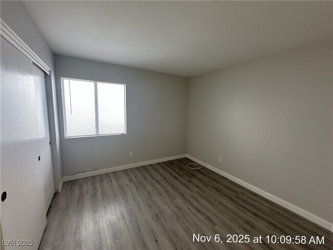 Building Photo - 3637 Nairobi Ln