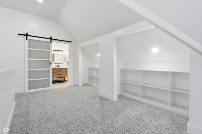 Building Photo - 29 N State Ave