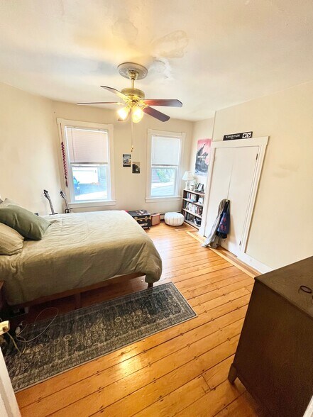 Building Photo - 19 Sachem St