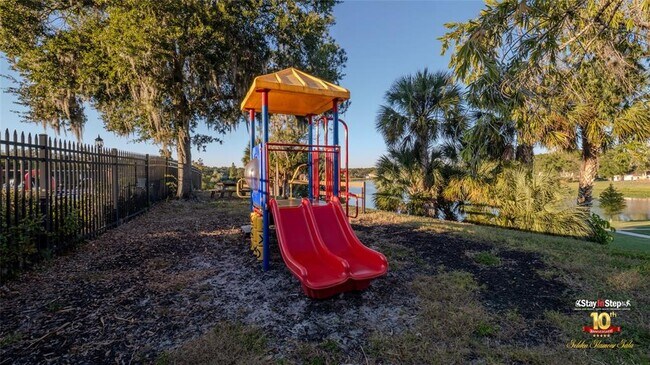 Building Photo - 14615 Daybreak Dr