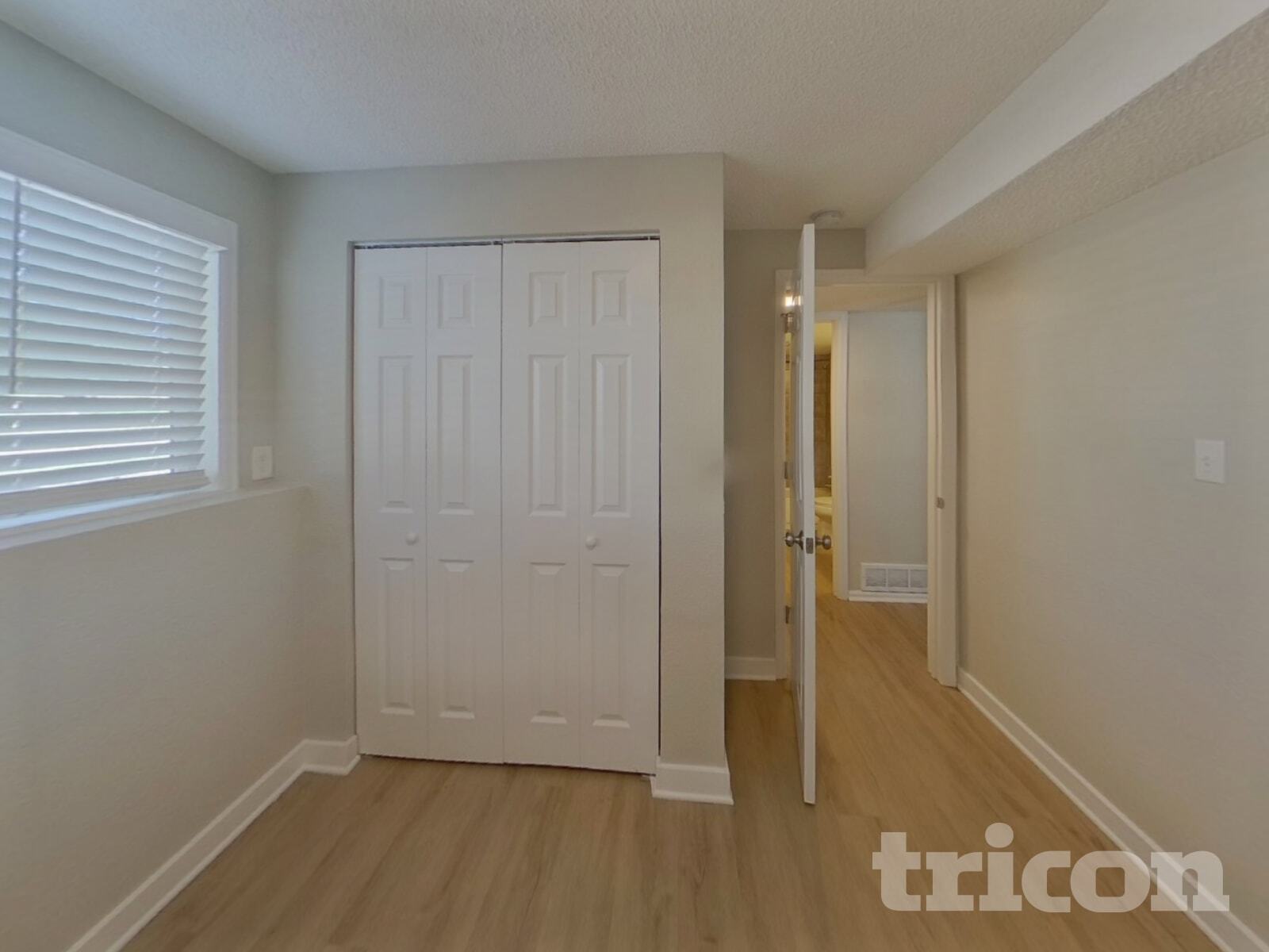 Building Photo - 6650 Brook Forest Dr