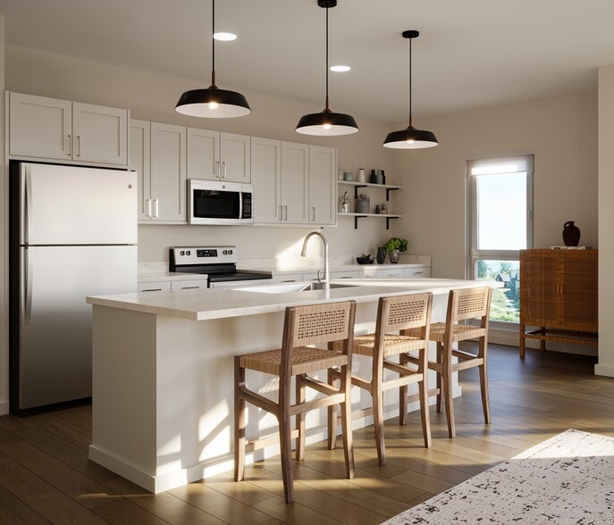 Primary Photo - Summit