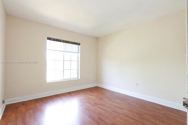 Building Photo - 4810 NW 79th Ave