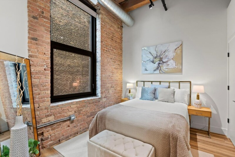 Building Photo - 154 W Ohio St